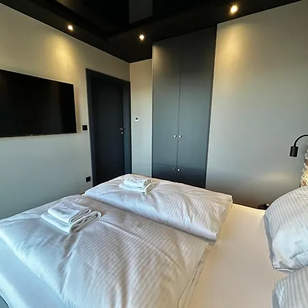 Blue Hill By Hillside Apartment *