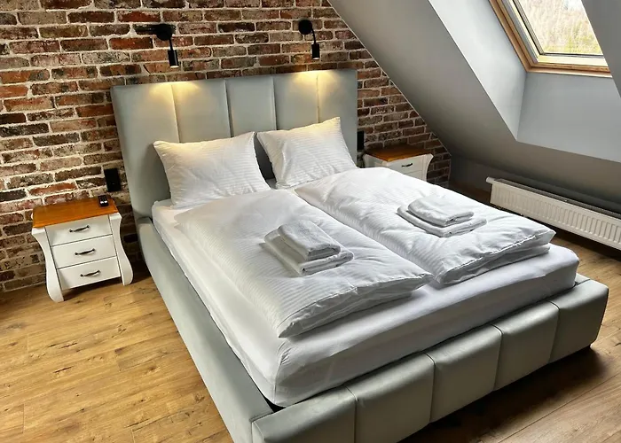 Blue Hill By Hillside Apartment