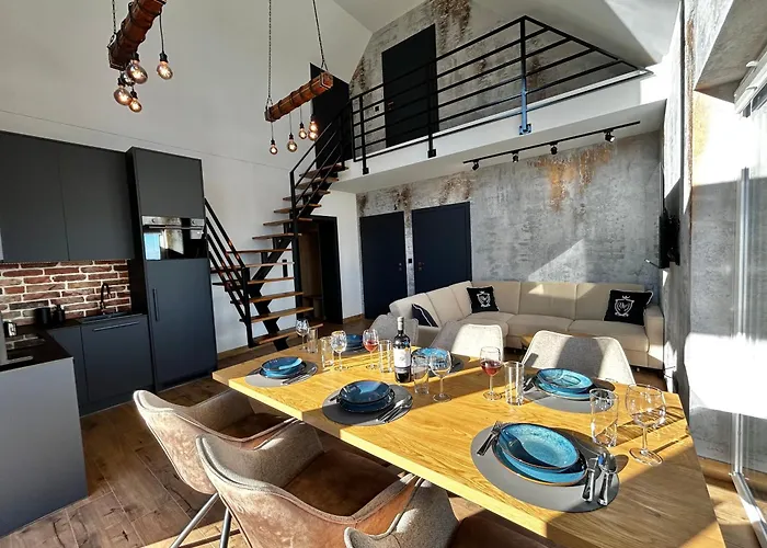 Blue Hill By Hillside