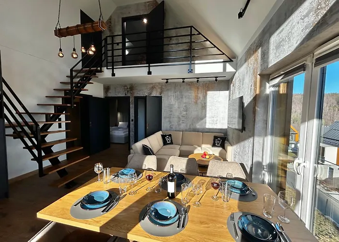 Blue Hill By Hillside