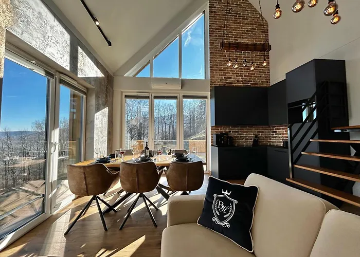 Blue Hill By Hillside דירה